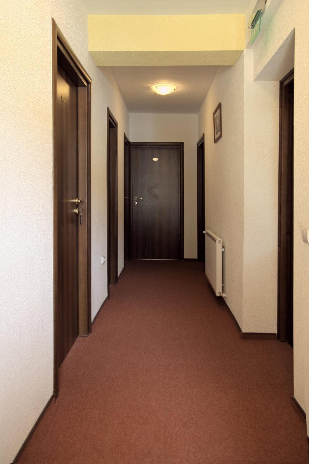 Hotel Flora Alpina Azuga Esterno foto